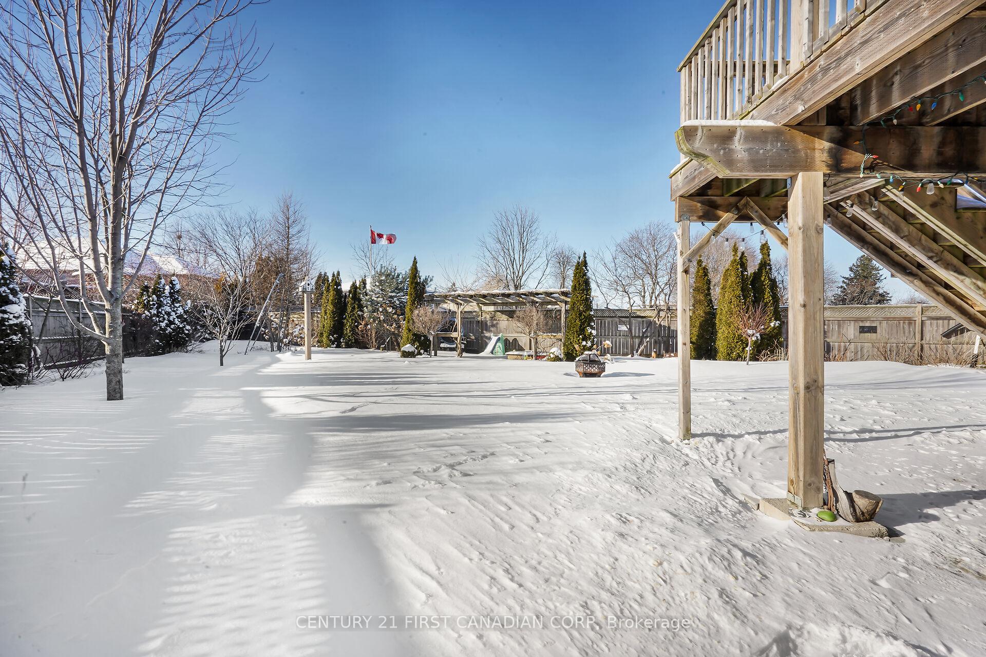 Photo 11 of 30 Hedges Court, St. Thomas — HOMEH