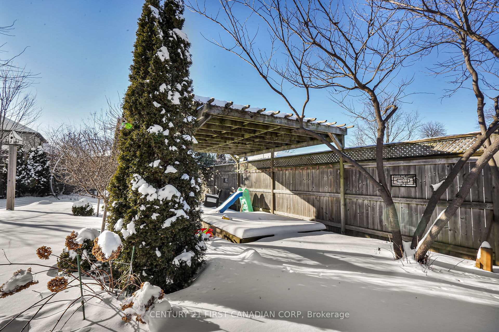 Photo 14 of 30 Hedges Court, St. Thomas — HOMEH