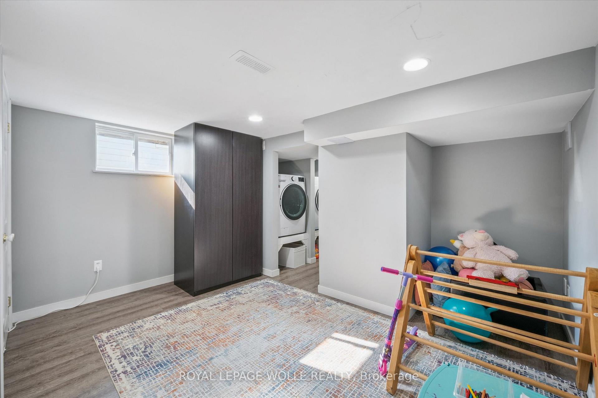 Photo 23 of 380 Dundas Street S, Cambridge — HOMEH