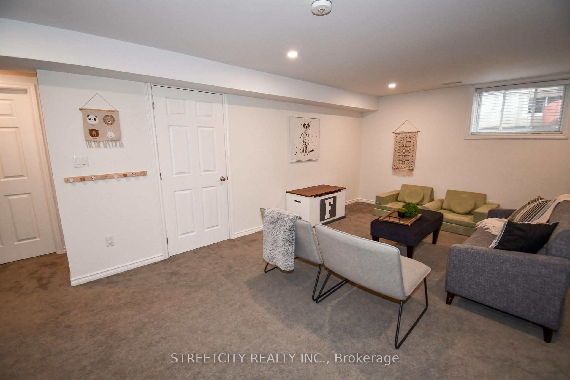 Photo 36 of 4 Fox Hollow Court, St. Thomas — HOMEH