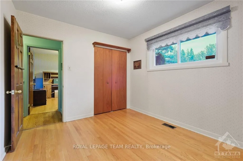 Photo 20 of 21 Higwood Drive, Ottawa, City View/Skyline/Fisher Heights/Parkwood Hills — HOMEH