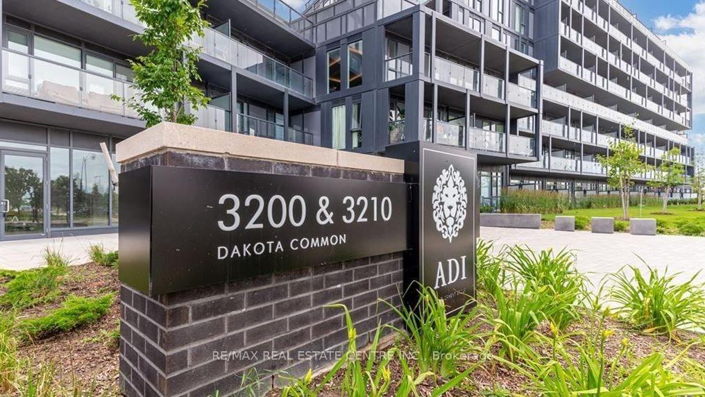 Photo 1 of Unit 213, 3200 Dakota Common, Burlington, Alton — HOMEH