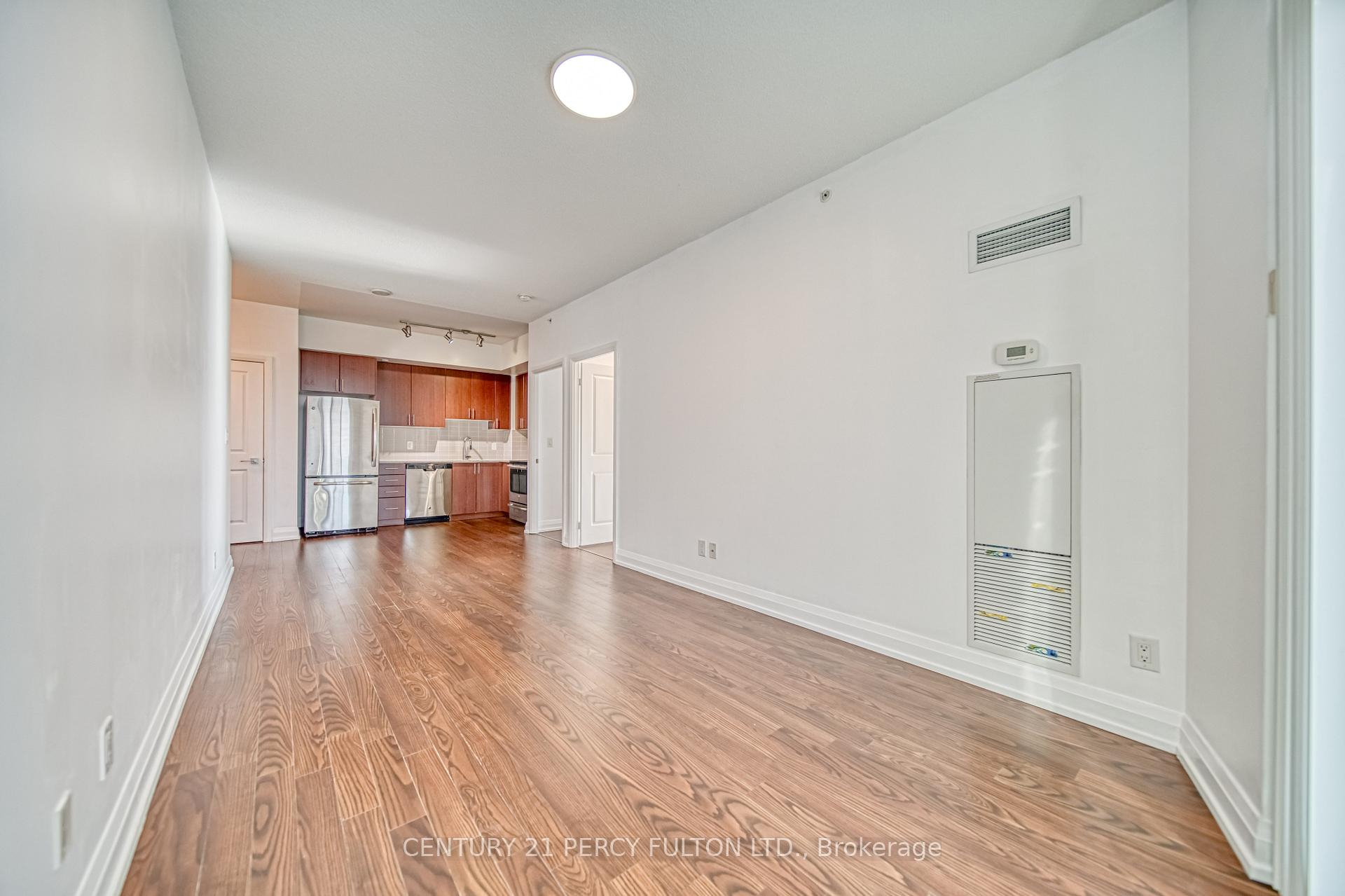 Photo 11 of Unit 2115, 7171 Yonge Street, Markham, Grandview — HOMEH