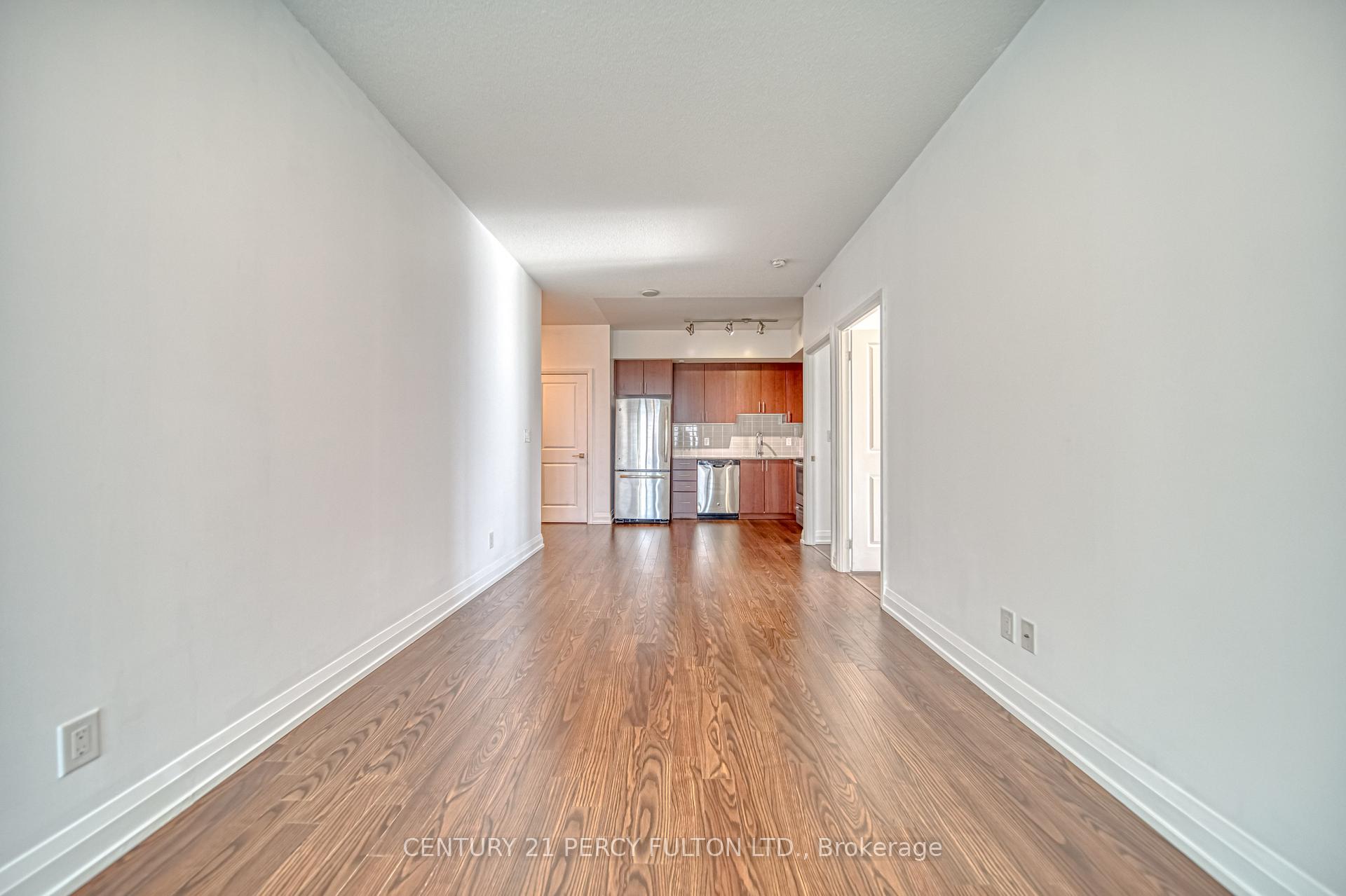 Photo 12 of Unit 2115, 7171 Yonge Street, Markham, Grandview — HOMEH