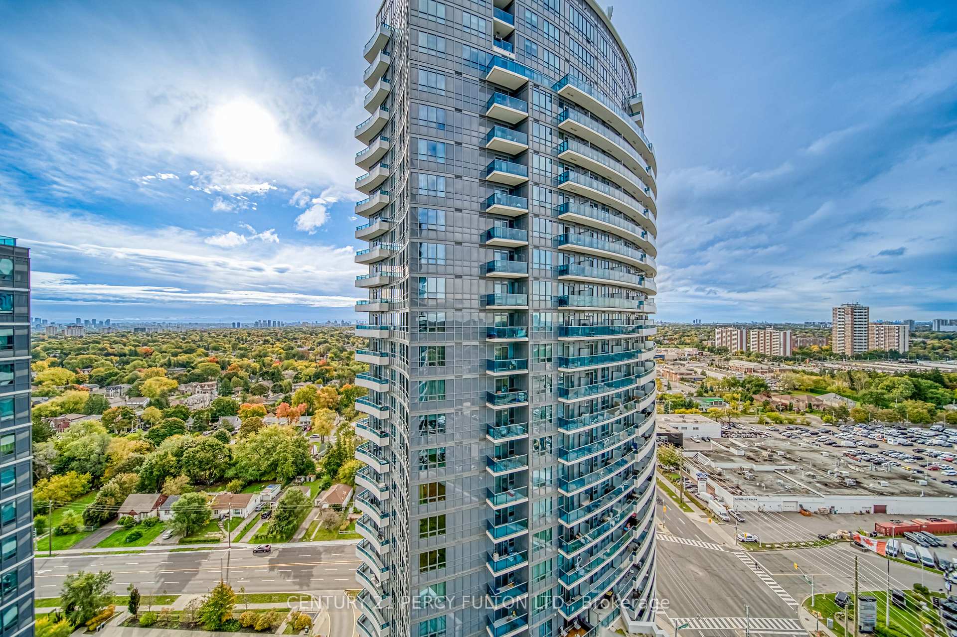 Photo 28 of Unit 2115, 7171 Yonge Street, Markham, Grandview — HOMEH