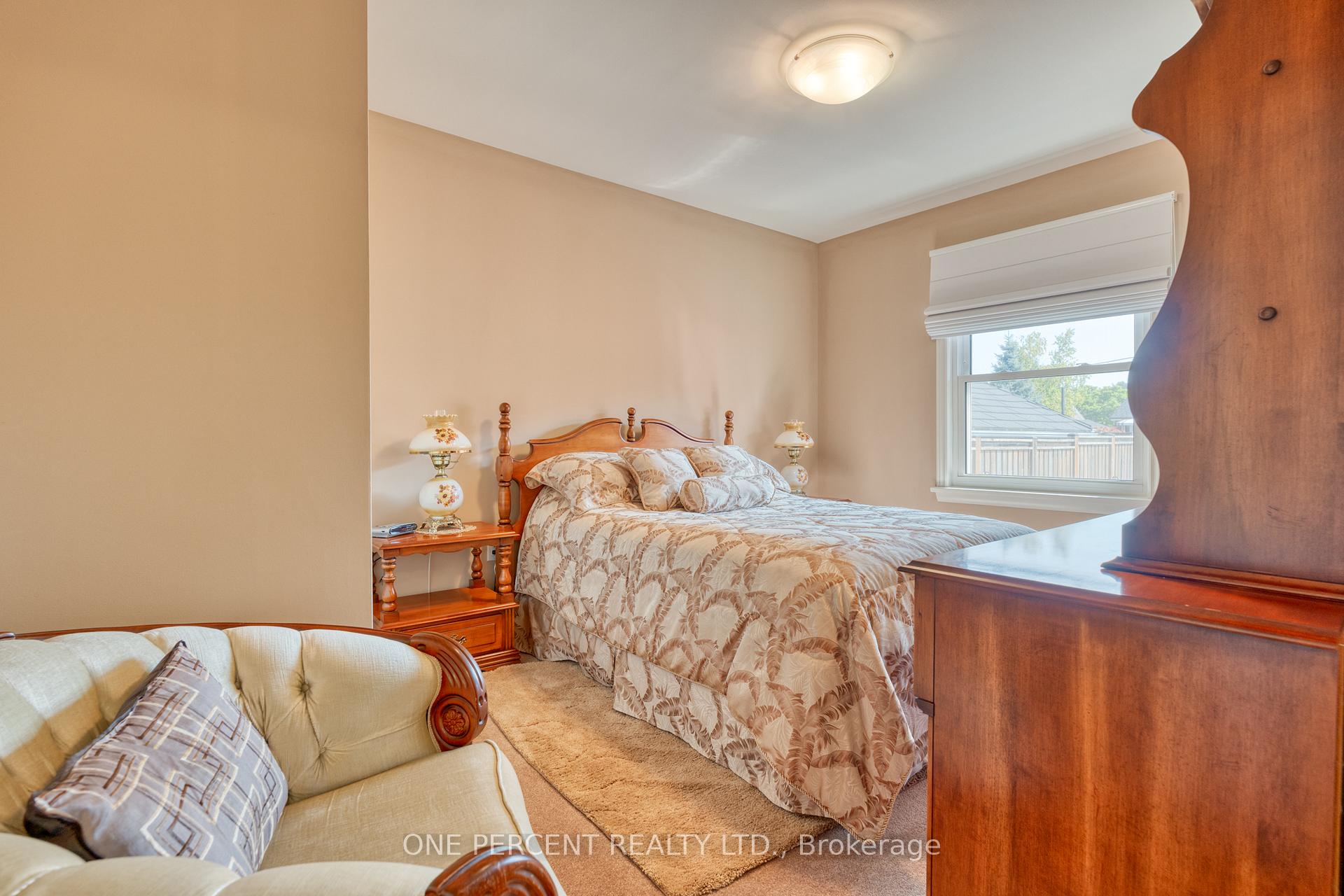 Photo 18 of 27 Hoover Crescent, Hamilton, Balfour — HOMEH