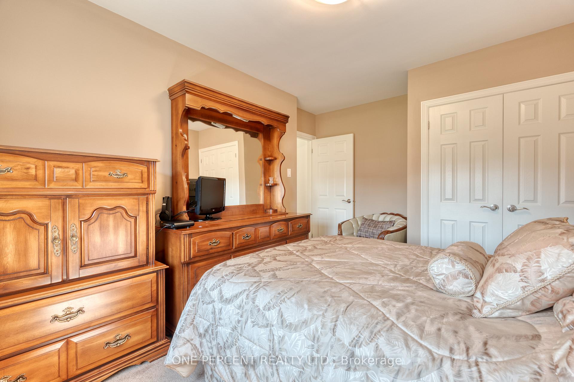 Photo 19 of 27 Hoover Crescent, Hamilton, Balfour — HOMEH