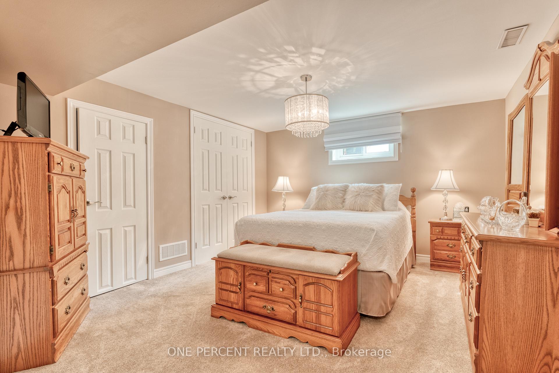 Photo 27 of 27 Hoover Crescent, Hamilton, Balfour — HOMEH