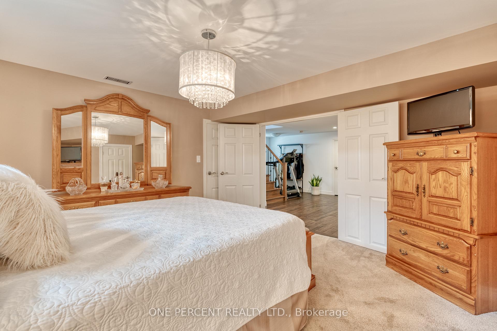 Photo 28 of 27 Hoover Crescent, Hamilton, Balfour — HOMEH