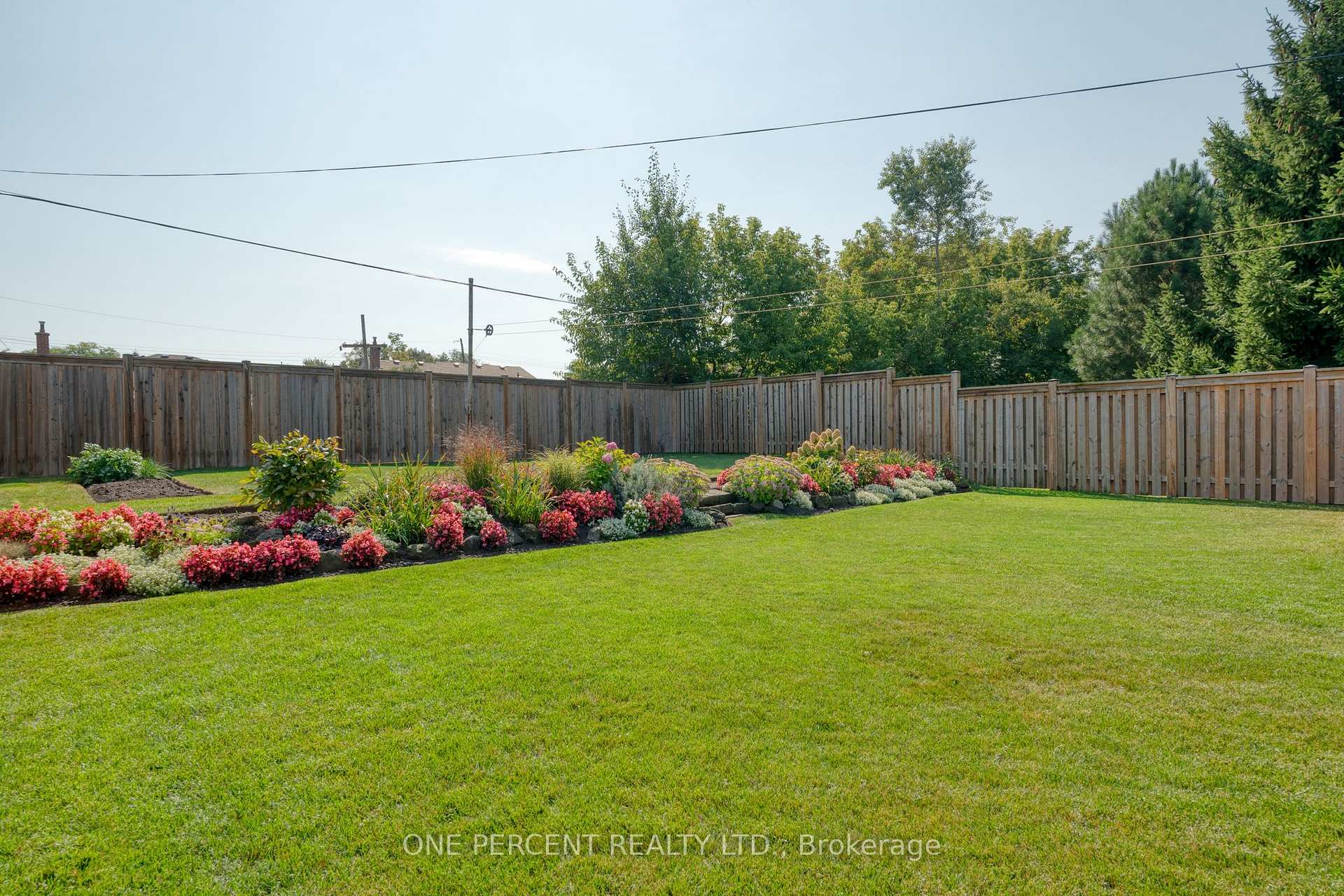 Photo 33 of 27 Hoover Crescent, Hamilton, Balfour — HOMEH
