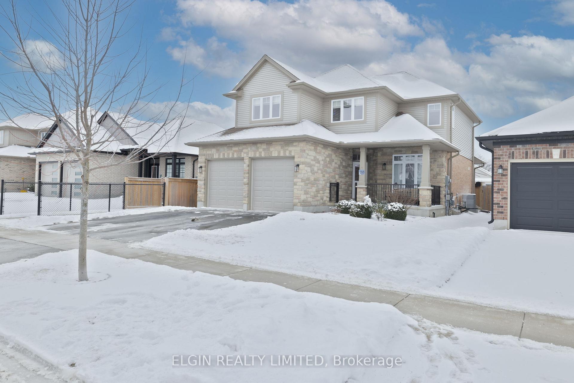 Photo 2 of 38 Ashberry Place, St. Thomas — HOMEH