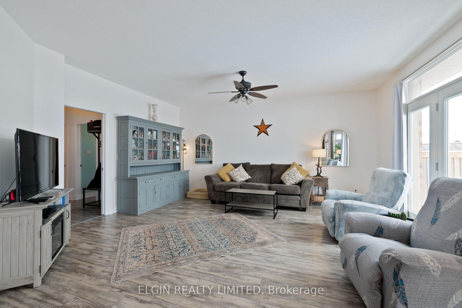 Photo 10 of 38 Ashberry Place, St. Thomas — HOMEH