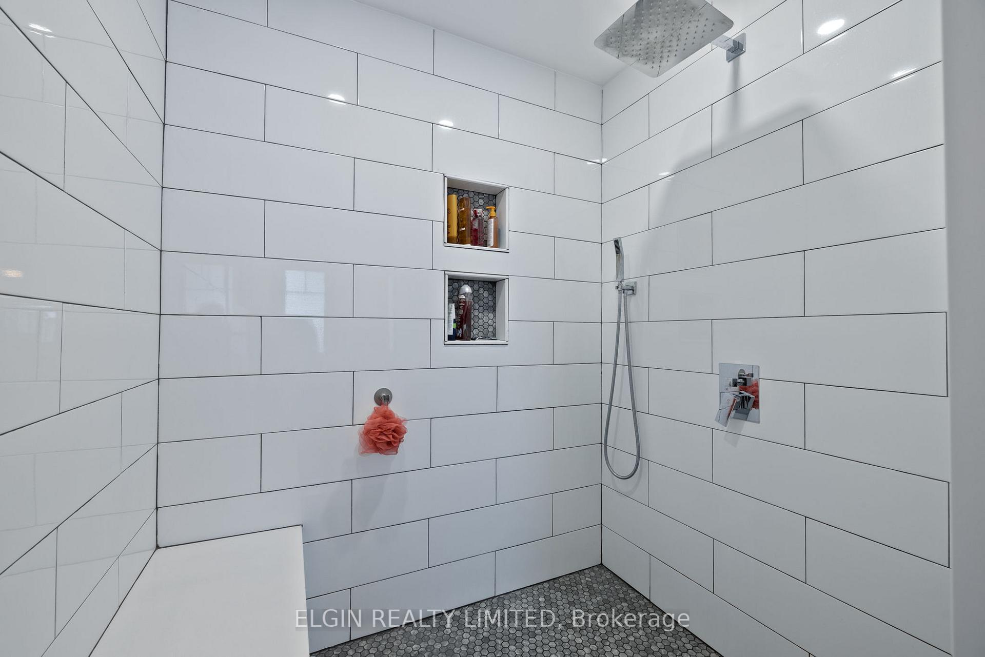 Photo 18 of 38 Ashberry Place, St. Thomas — HOMEH