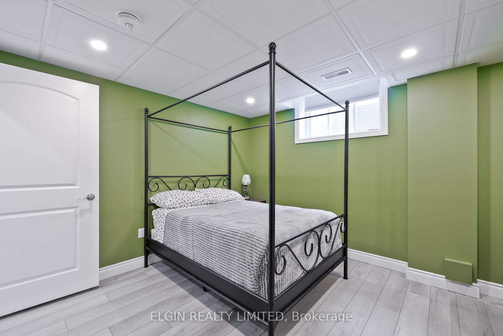 Photo 30 of 38 Ashberry Place, St. Thomas — HOMEH