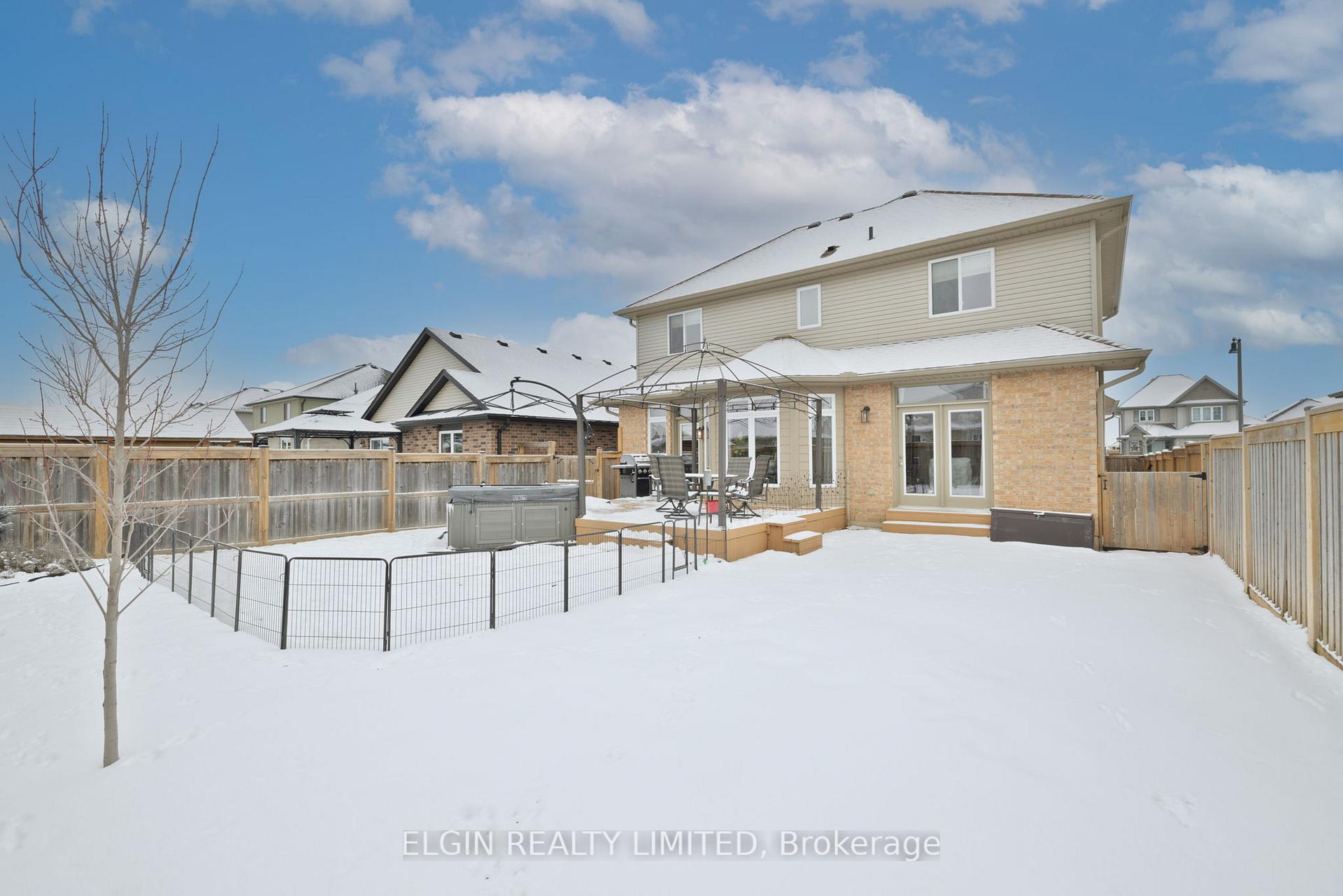 Photo 35 of 38 Ashberry Place, St. Thomas — HOMEH