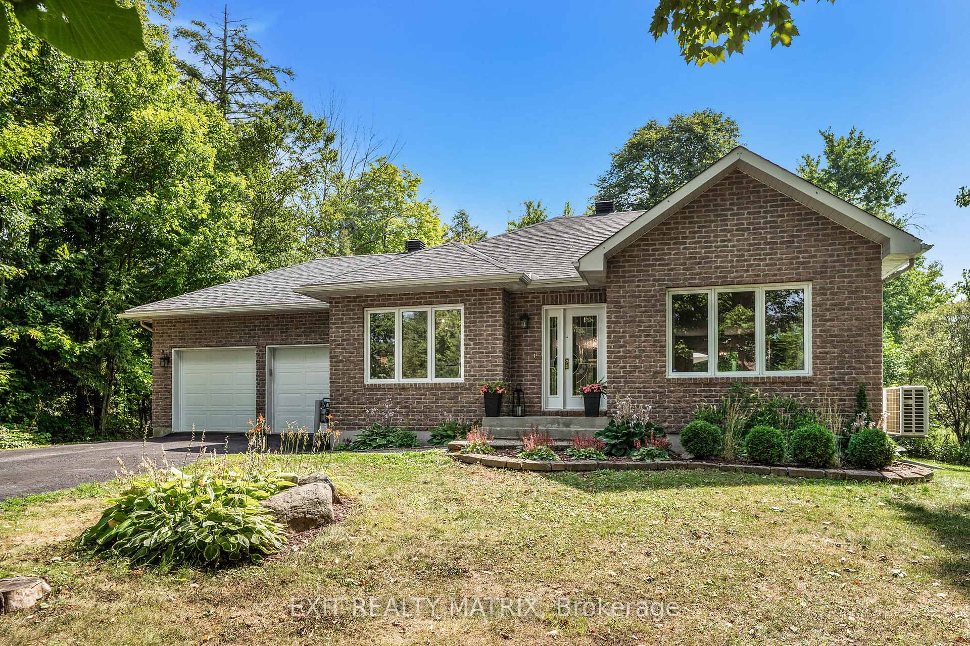 Photo 1 of 620 Du Parc Road, Champlain, L'Orignal — HOMEH