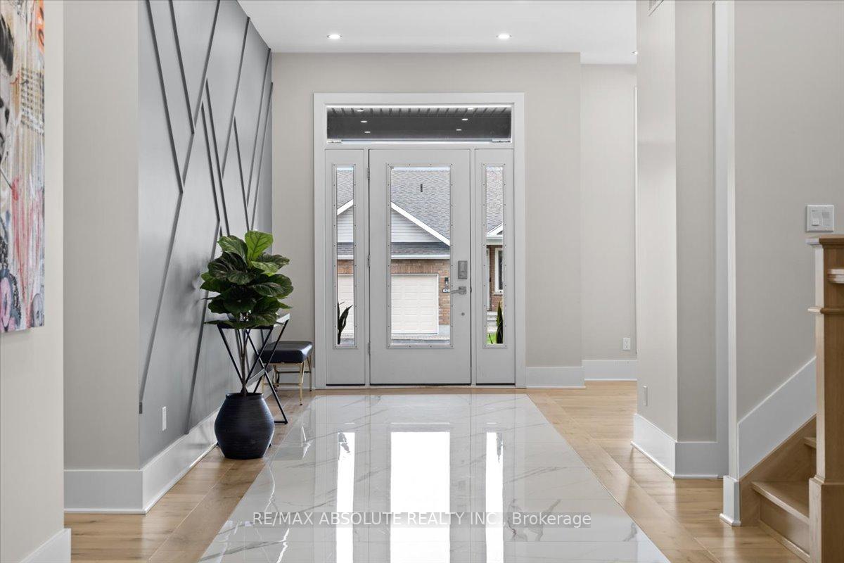 Photo 8 of 838 Rockson Crescent, Ottawa, Stittsville (South) — HOMEH