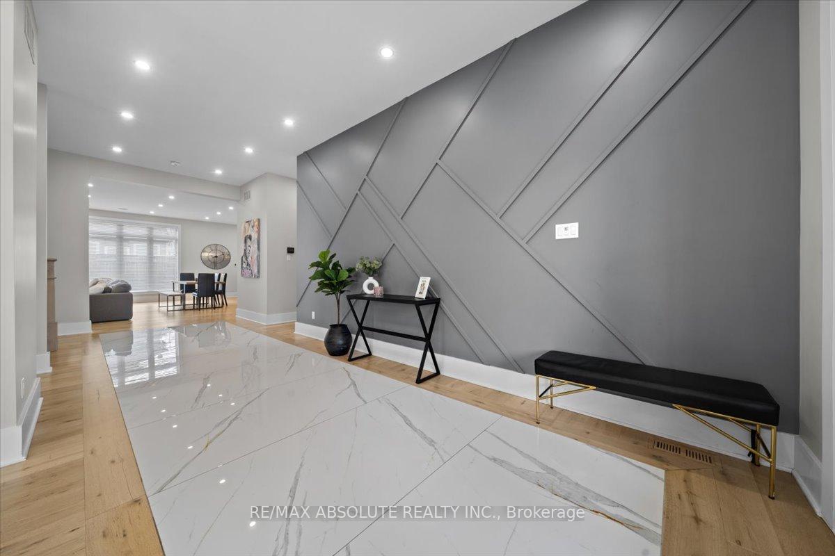 Photo 11 of 838 Rockson Crescent, Ottawa, Stittsville (South) — HOMEH
