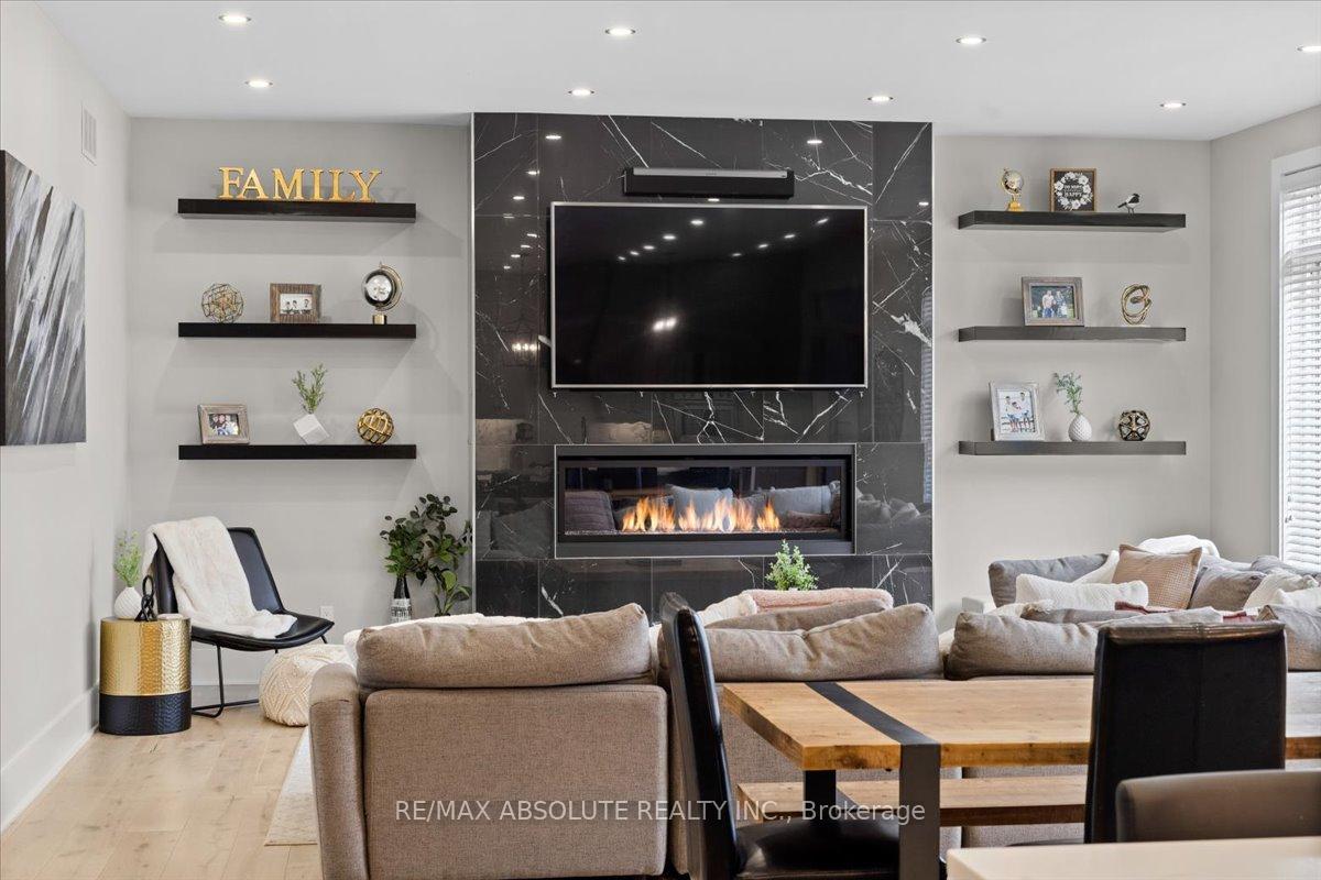 Photo 23 of 838 Rockson Crescent, Ottawa, Stittsville (South) — HOMEH