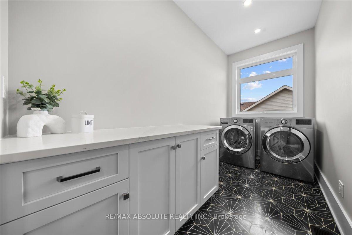 Photo 37 of 838 Rockson Crescent, Ottawa, Stittsville (South) — HOMEH