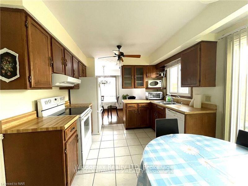 Photo 7 of 56 Ted Street, St. Catharines, Fairview — HOMEH