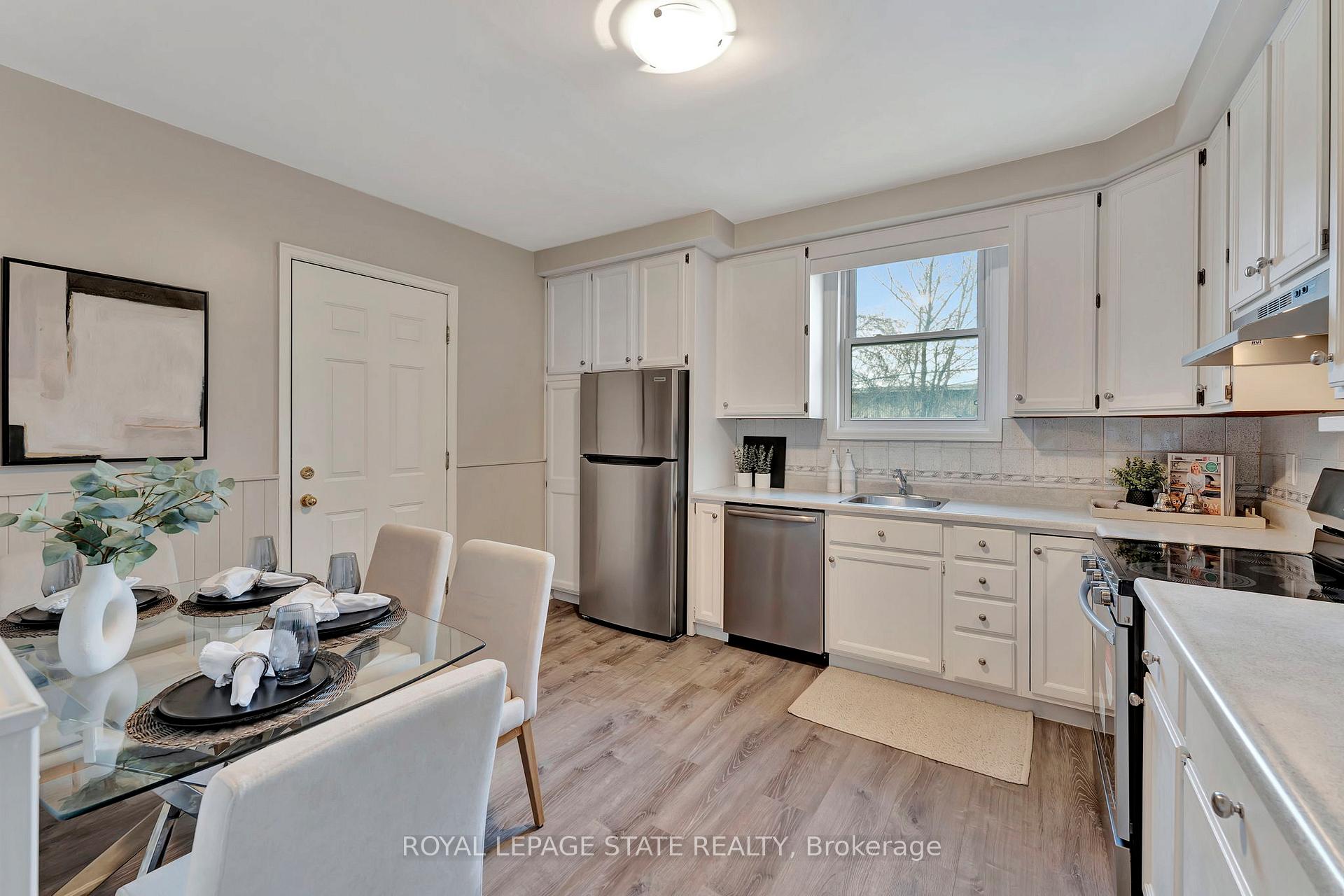 Photo 9 of 727 Brighton Avenue, Hamilton, Parkview — HOMEH