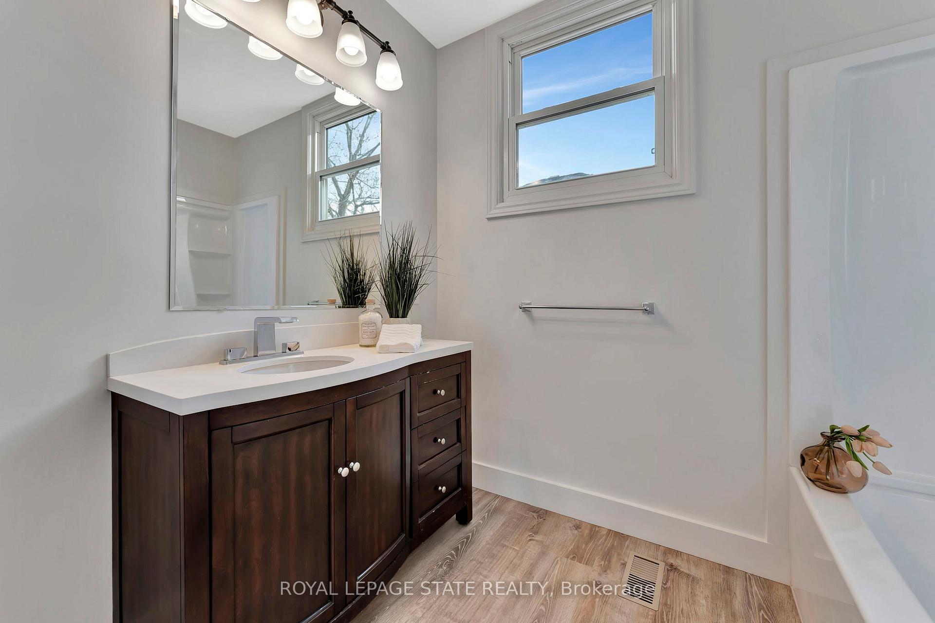 Photo 24 of 727 Brighton Avenue, Hamilton, Parkview — HOMEH
