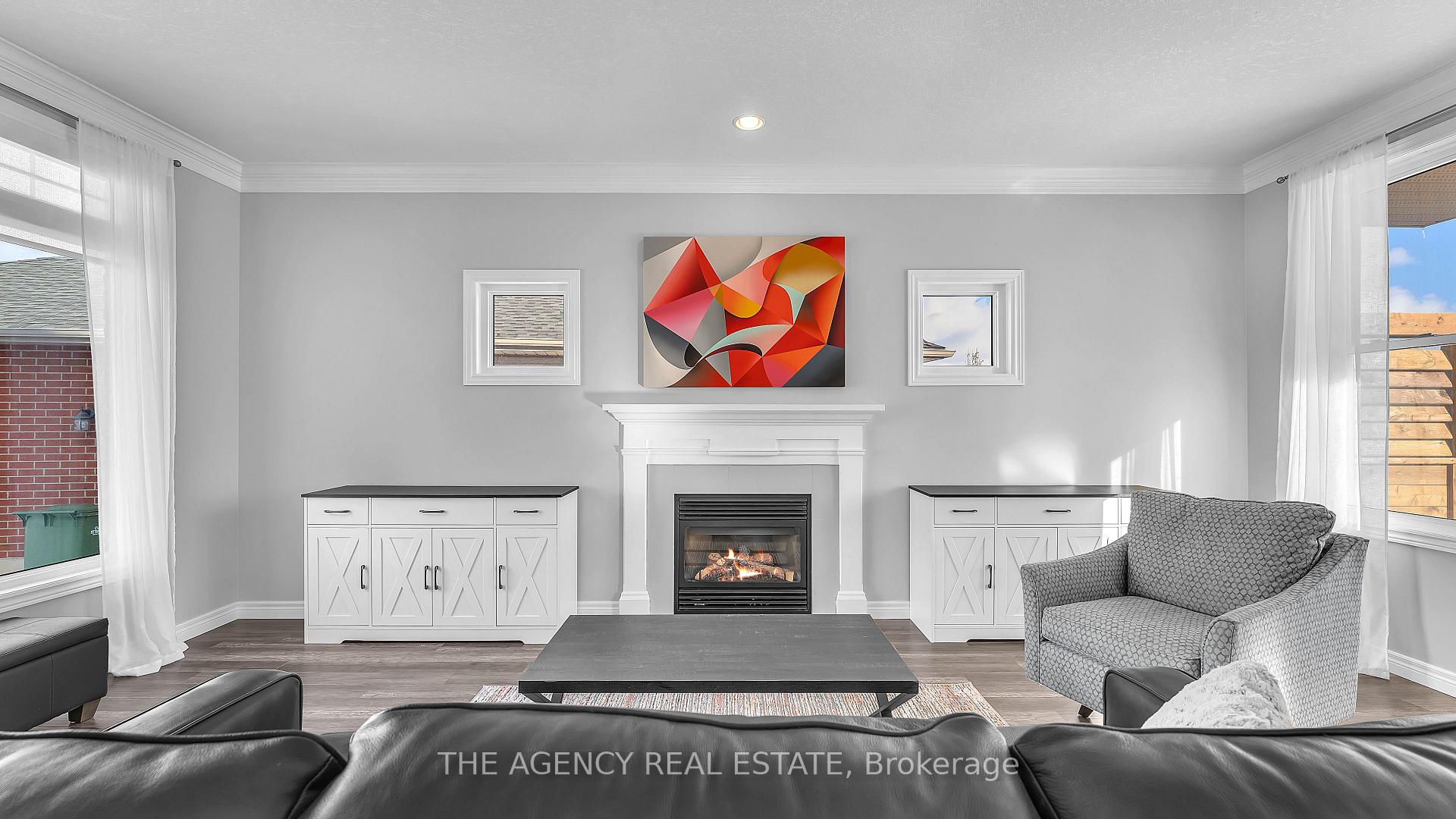 Photo 5 of 11 Meadowvale Drive, St. Thomas — HOMEH