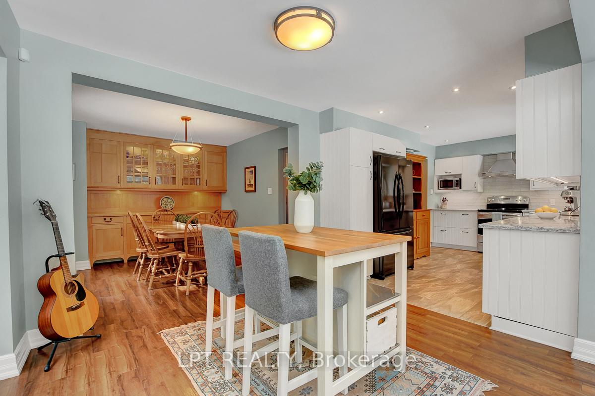 Photo 7 of 217 Deerwood Drive, Ottawa, Fitzroy Ward (South West) — HOMEH