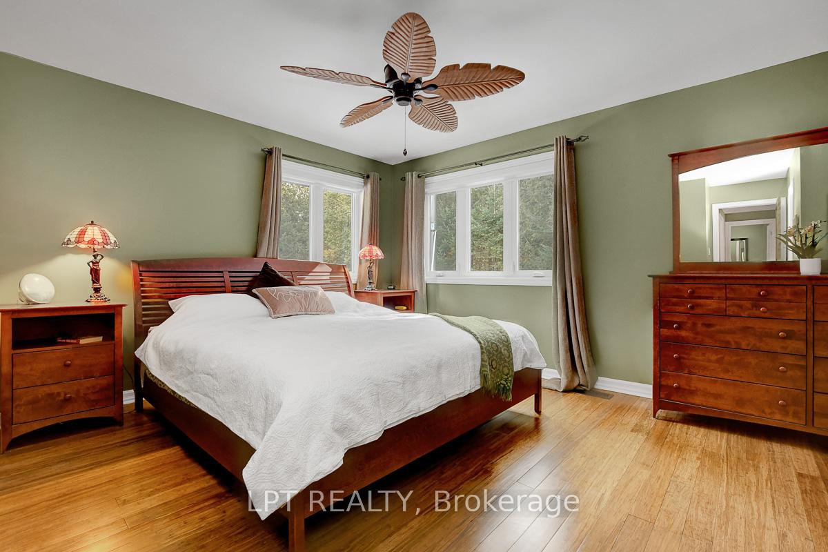Photo 20 of 217 Deerwood Drive, Ottawa, Fitzroy Ward (South West) — HOMEH