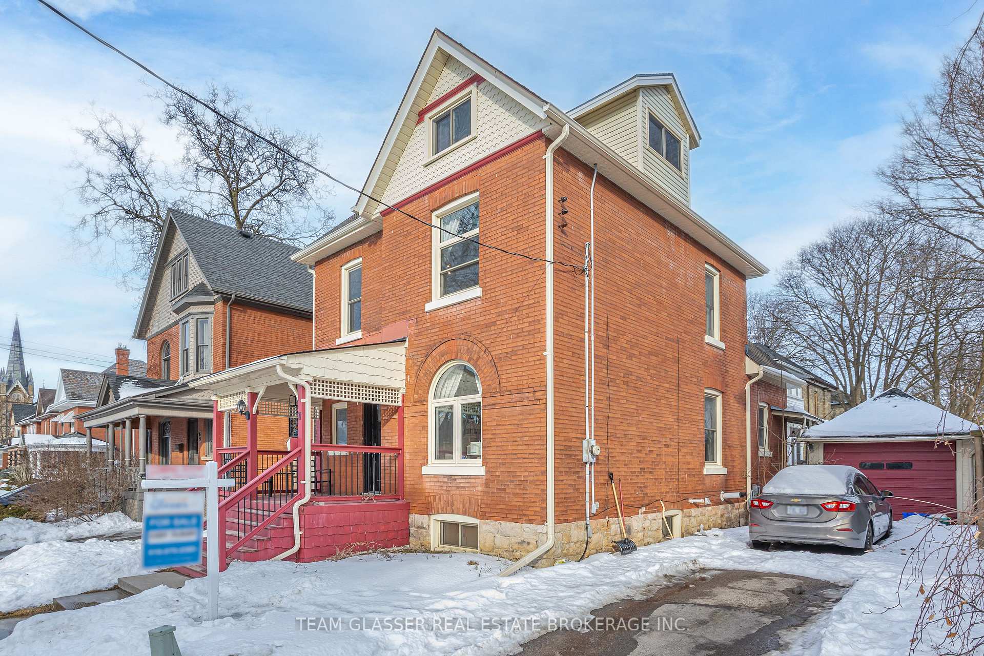 Photo 3 of 71 Southwick Street, St. Thomas — HOMEH