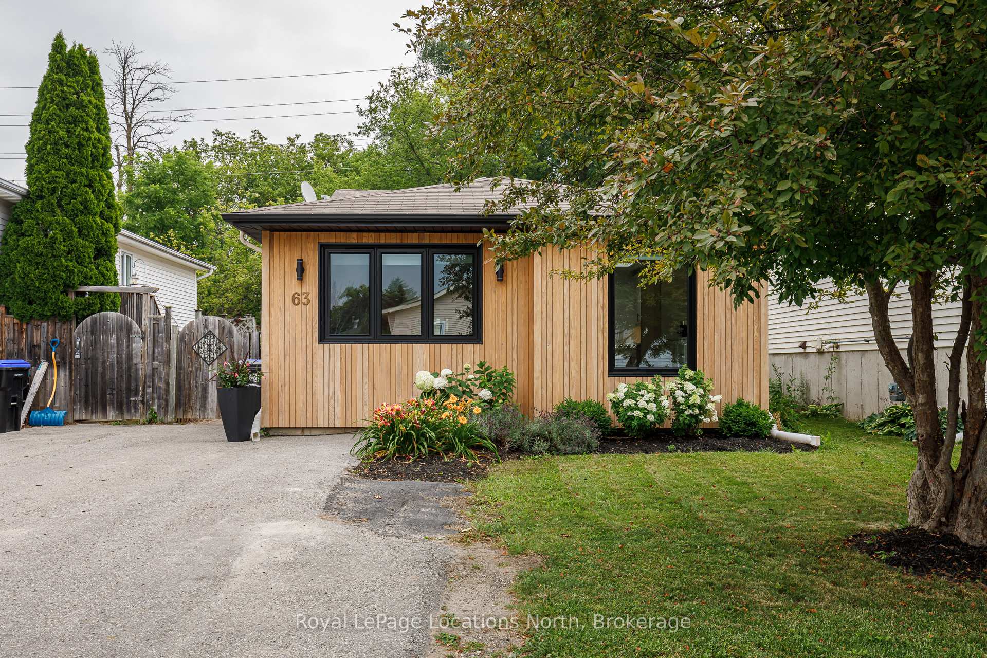 Photo 2 of 63 Telfer Road, Collingwood — HOMEH