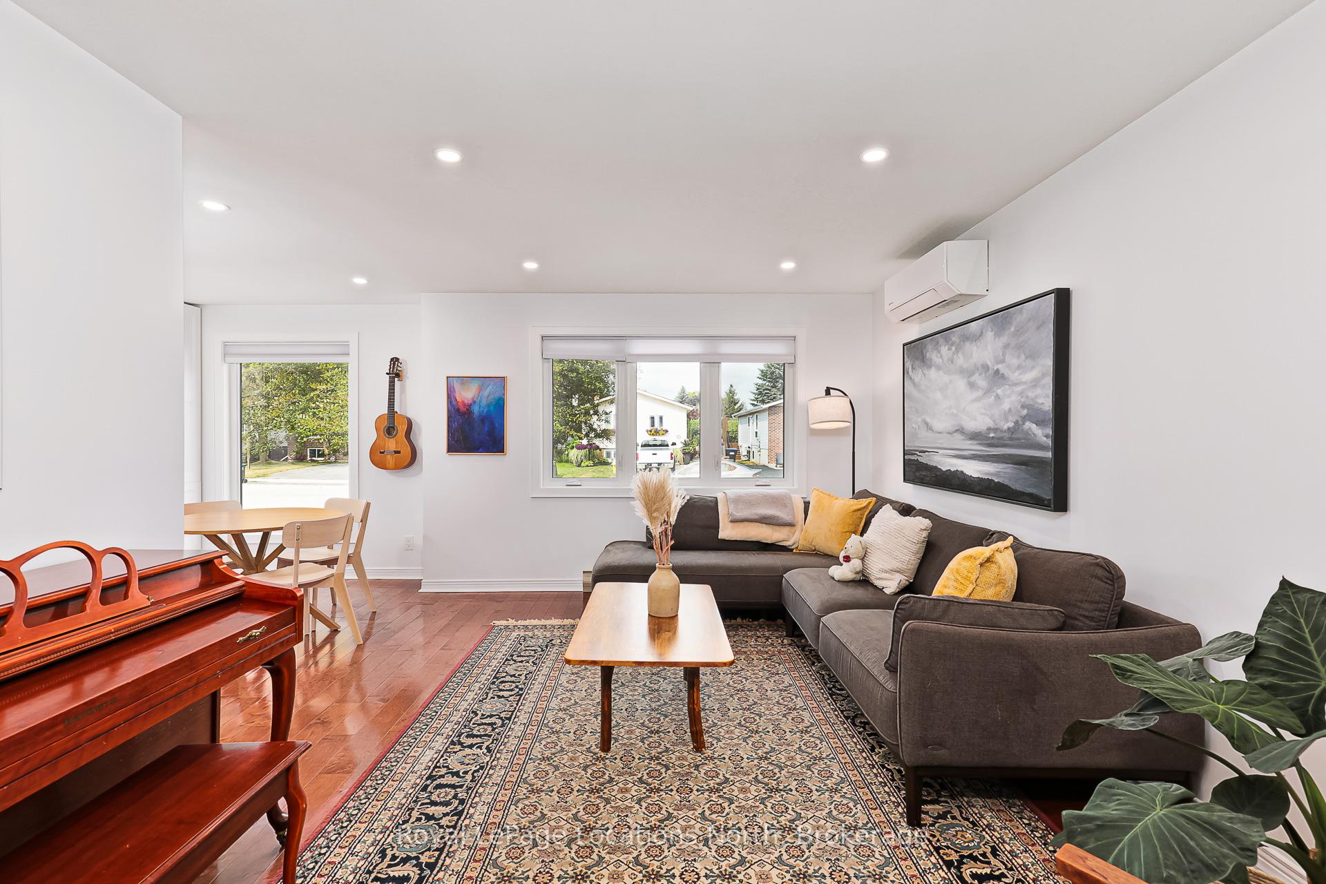 Photo 7 of 63 Telfer Road, Collingwood — HOMEH