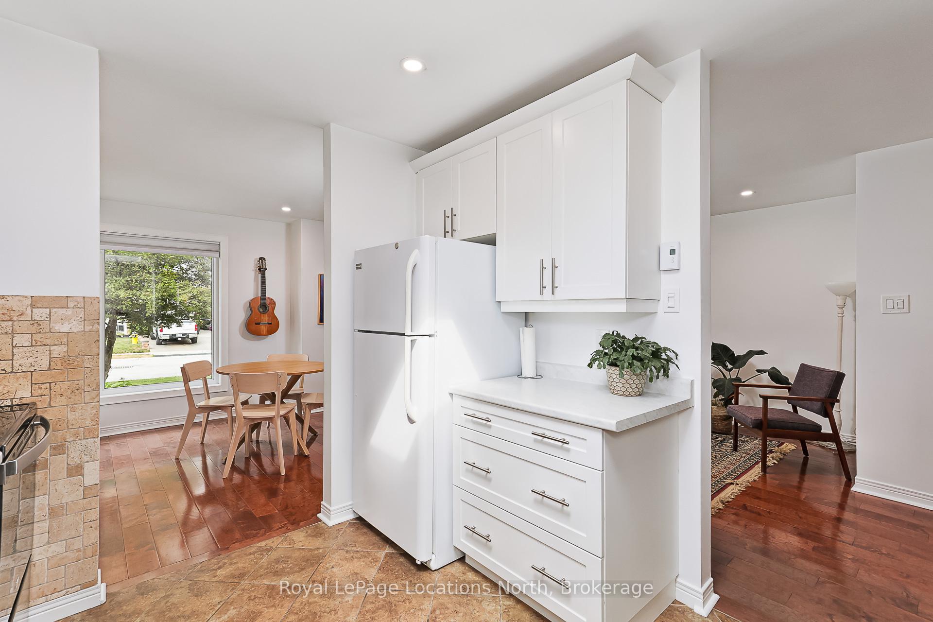 Photo 13 of 63 Telfer Road, Collingwood — HOMEH