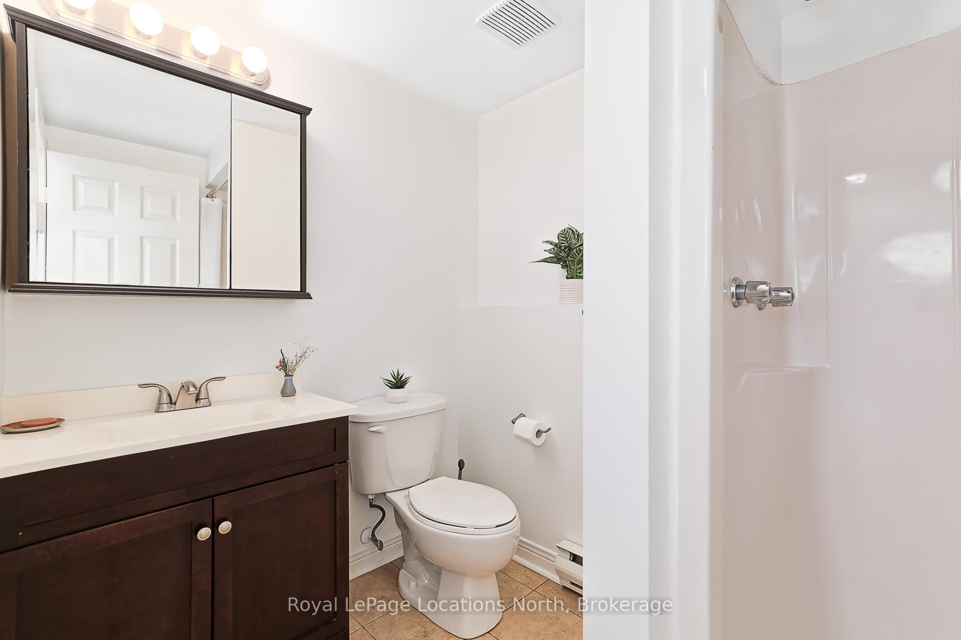Photo 23 of 63 Telfer Road, Collingwood — HOMEH