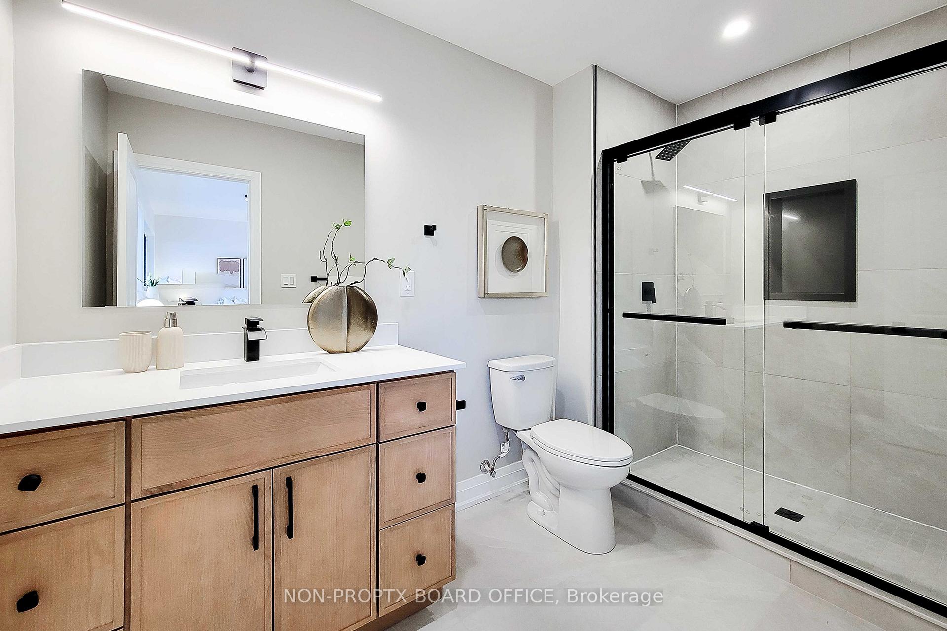 Photo 6 of 72 Auchmar Road, Hamilton, Mohawk — HOMEH