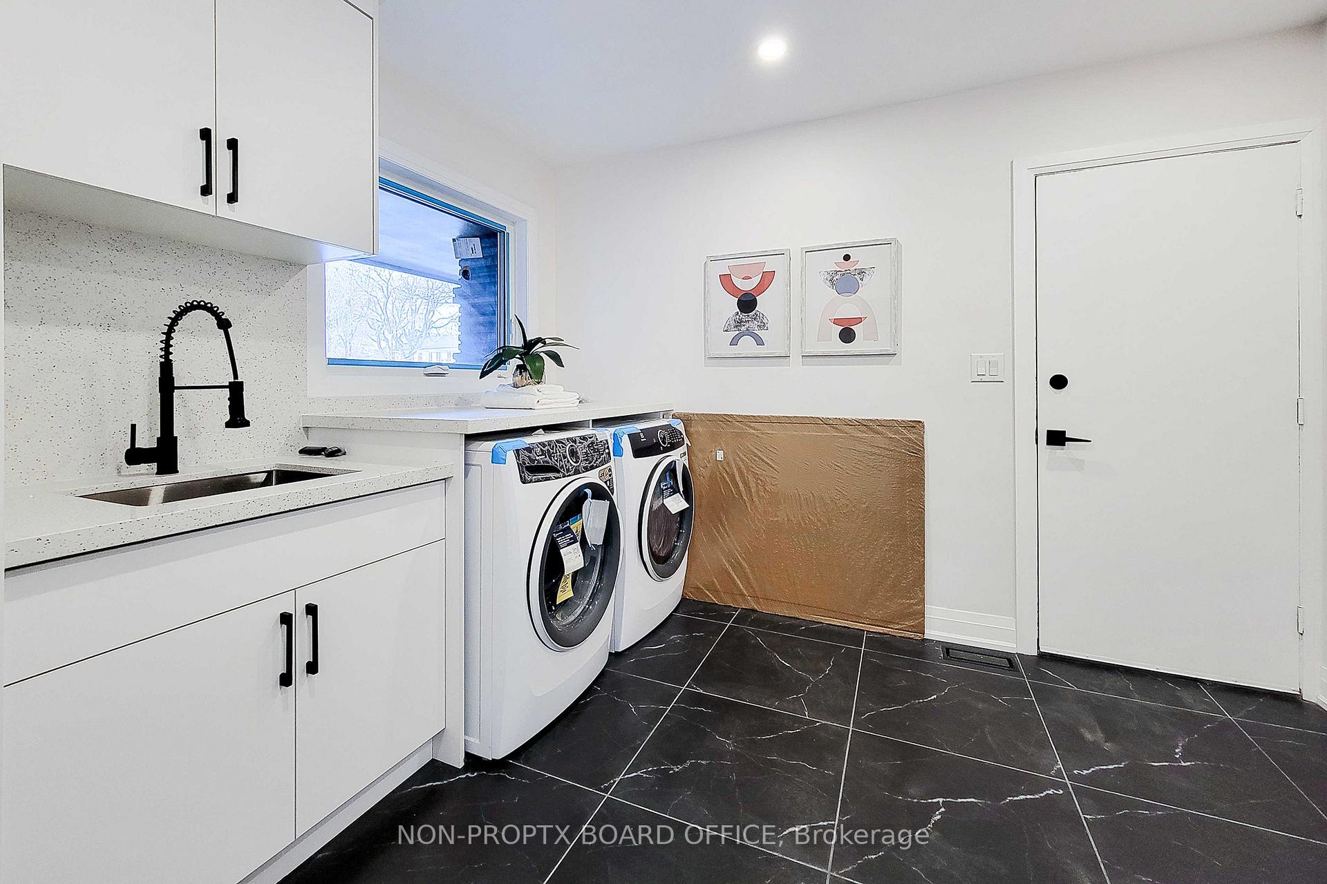 Photo 7 of 72 Auchmar Road, Hamilton, Mohawk — HOMEH