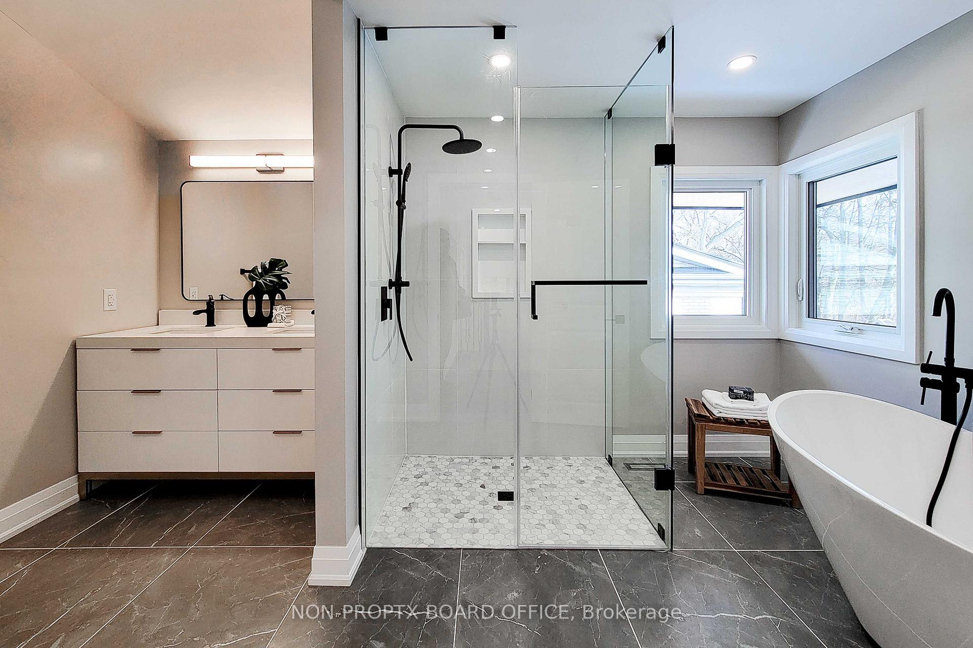 Photo 12 of 72 Auchmar Road, Hamilton, Mohawk — HOMEH