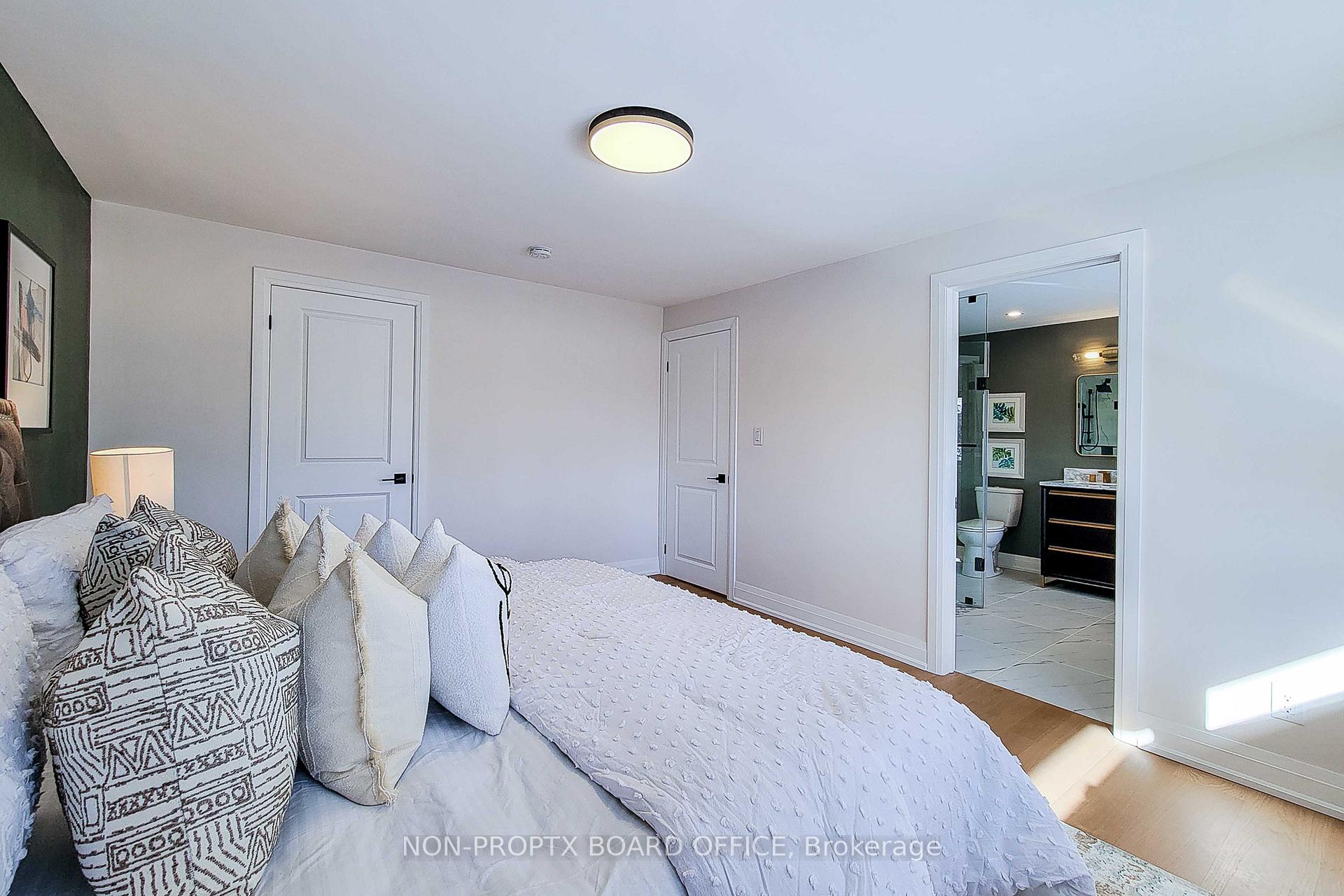 Photo 14 of 72 Auchmar Road, Hamilton, Mohawk — HOMEH