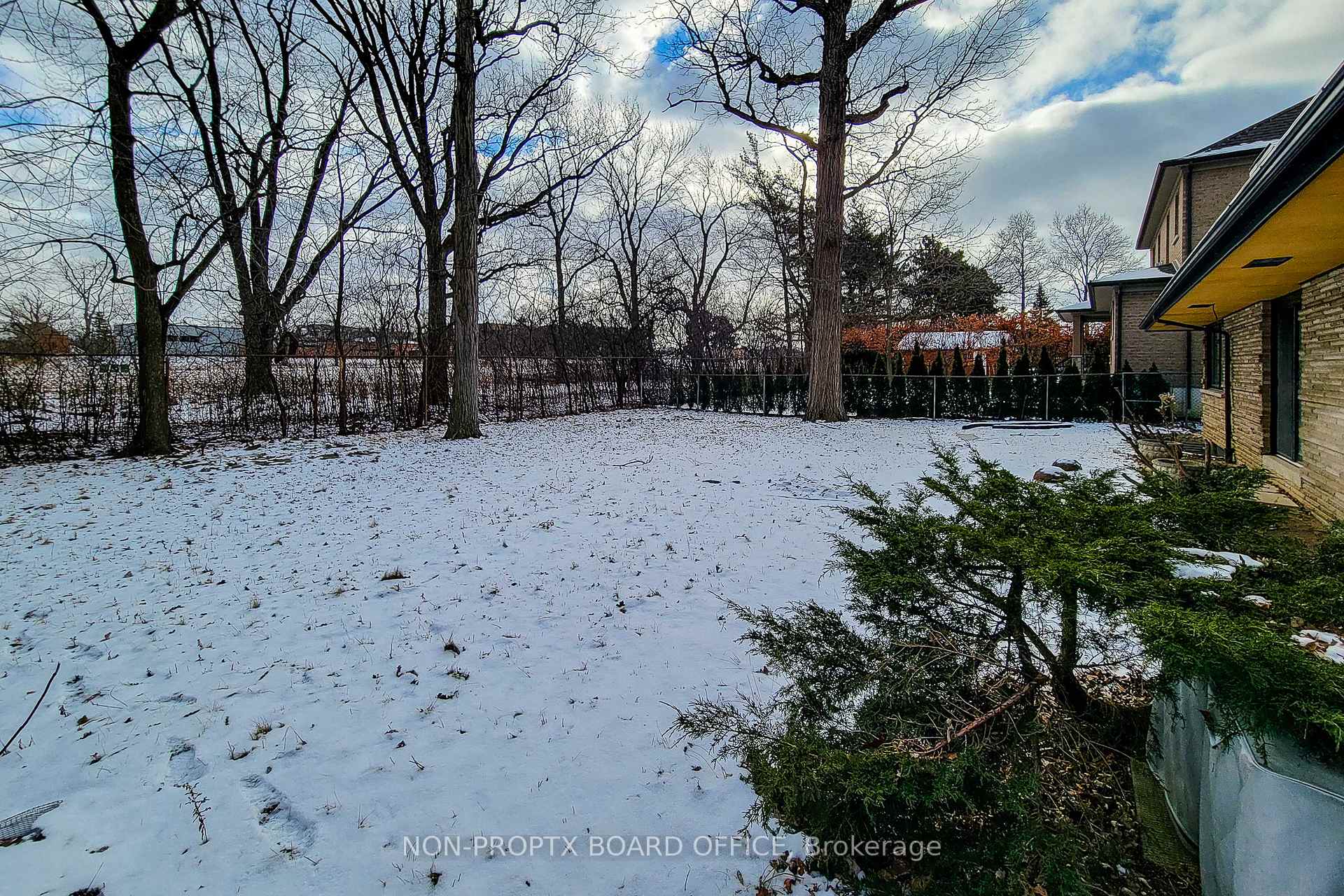 Photo 22 of 72 Auchmar Road, Hamilton, Mohawk — HOMEH
