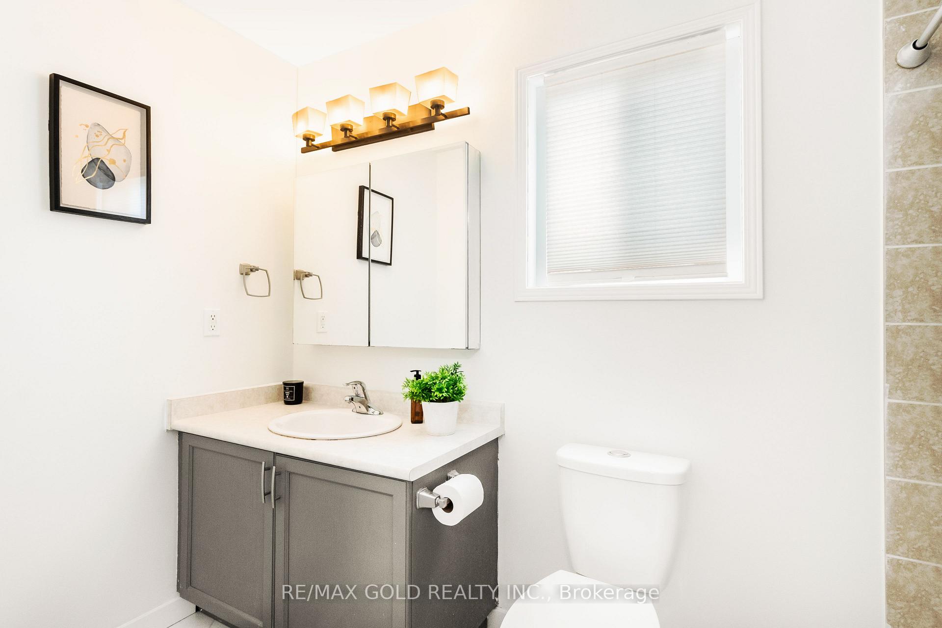 Photo 19 of 145 Powell Drive, Hamilton, Binbrook — HOMEH