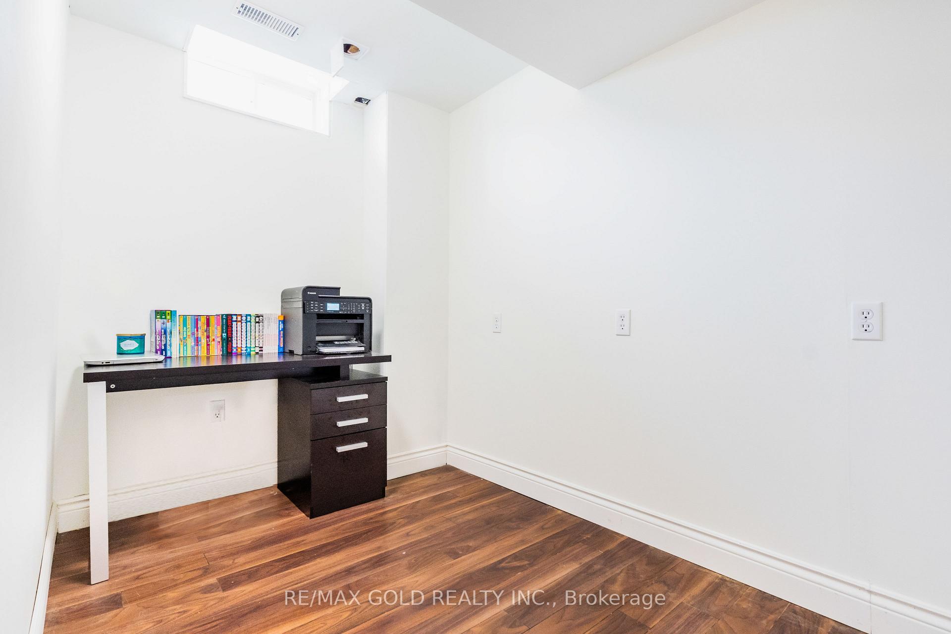 Photo 32 of 145 Powell Drive, Hamilton, Binbrook — HOMEH