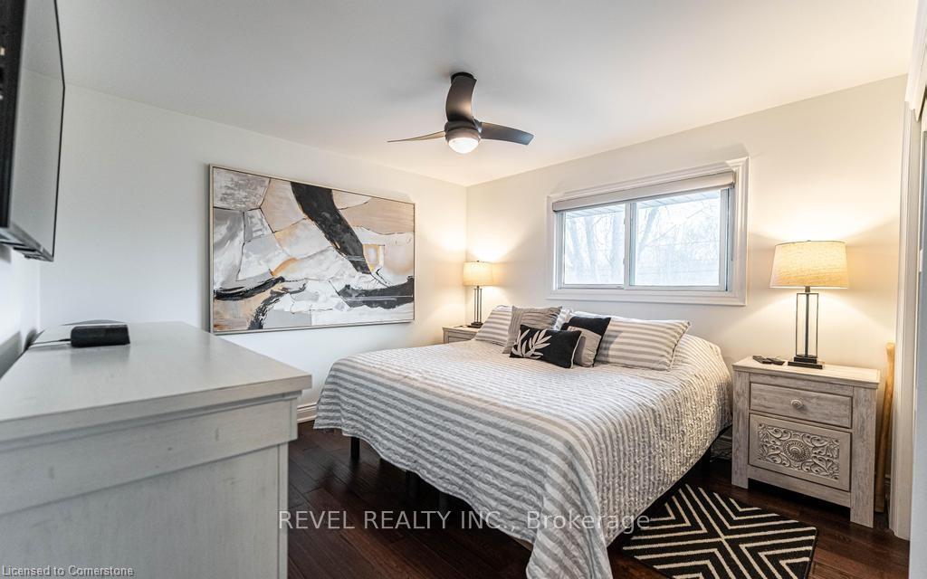 Photo 10 of 7320 Dickenson Road E, Hamilton, Rural Glanbrook — HOMEH