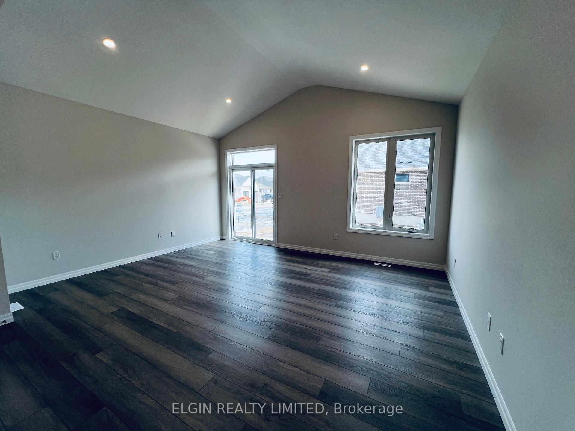 Photo 14 of 46 Dunning Way, St. Thomas — HOMEH