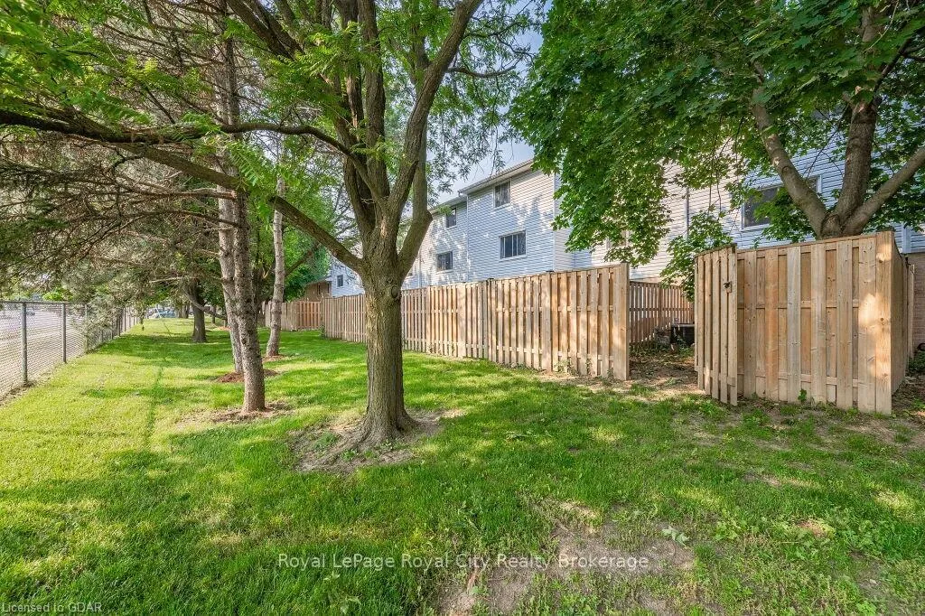 Photo 21 of 90 Ferman Drive, Guelph, Willow West/Sugarbush/West Acres — HOMEH