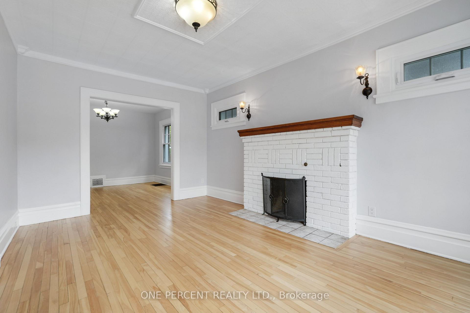 Photo 5 of 165 Hawthorne Avenue, Ottawa, Ottawa East — HOMEH