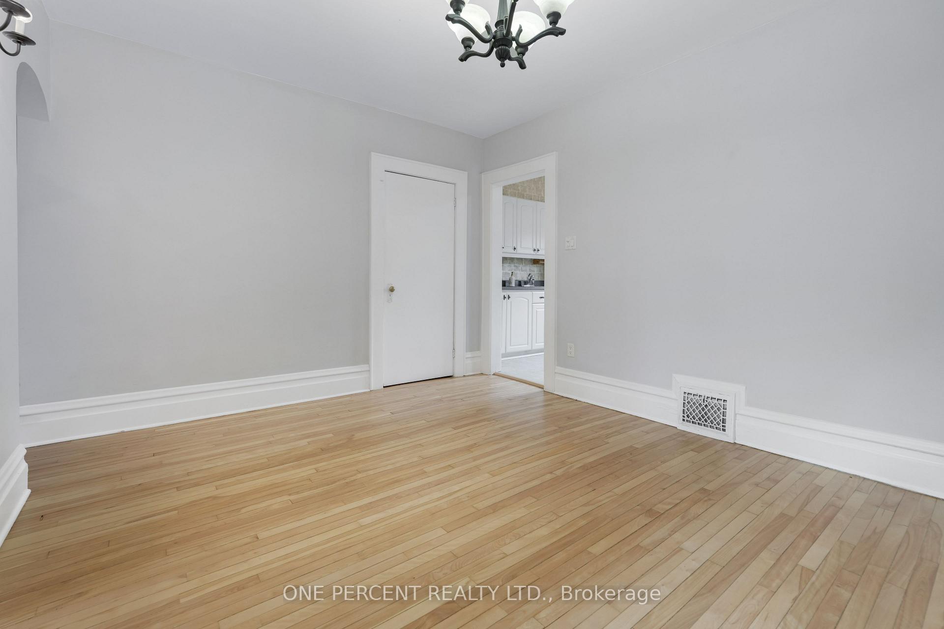 Photo 12 of 165 Hawthorne Avenue, Ottawa, Ottawa East — HOMEH