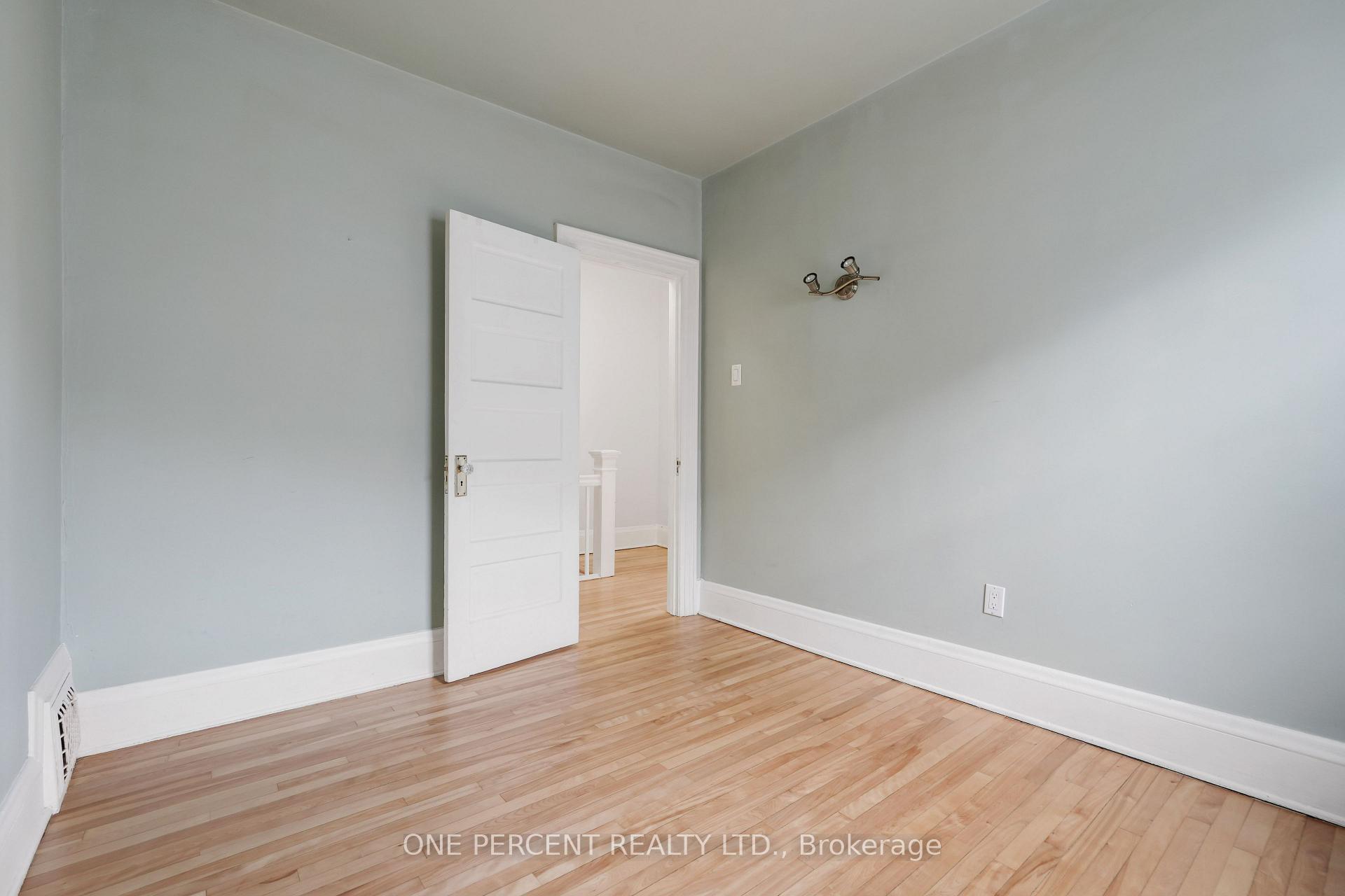 Photo 20 of 165 Hawthorne Avenue, Ottawa, Ottawa East — HOMEH