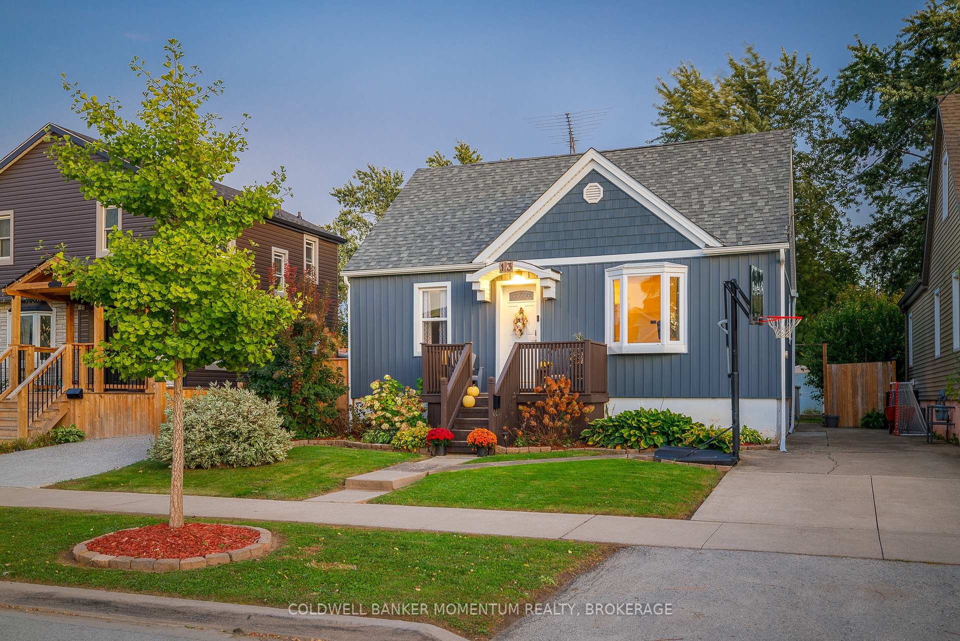 Photo 1 of 13 Barton Street, St. Catharines, Grapeview — HOMEH