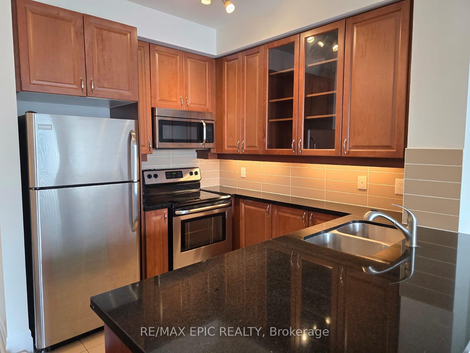 Photo 2 of Unit 401, 151 Upper Duke Crescent, Markham, Unionville — HOMEH